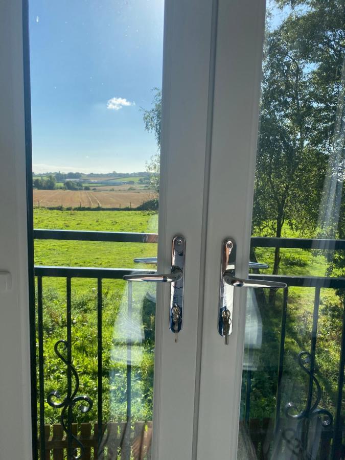 Wilkinson Farm Villa Blackrod Exterior photo